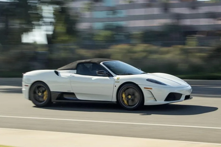 Ferrari Scuderia Spider 16M