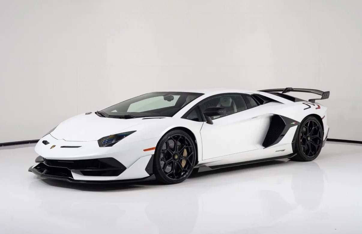 Lamborghini Aventador SVJ